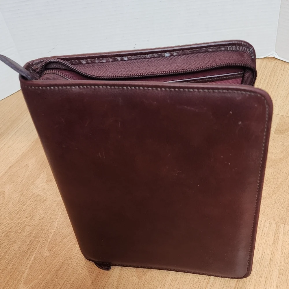 Day Timer Brown‎ Leather Zipper Planner 7 Ring